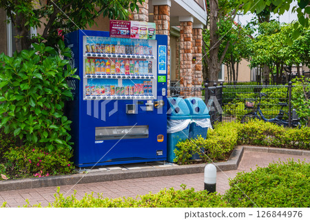 用自動販賣機風景 126844976