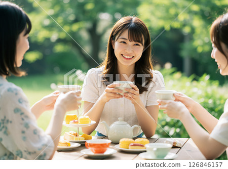 Young women enjoying Japanese tea time and traditional Japanese lifestyle 126846157