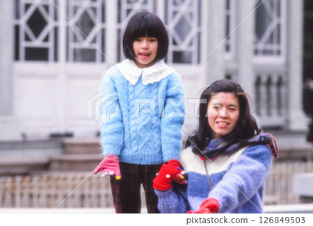 昭和時代的母女 126849503