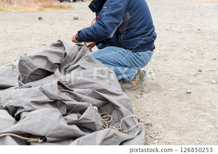 【中津川河床露營：收拾帳篷】 126850253