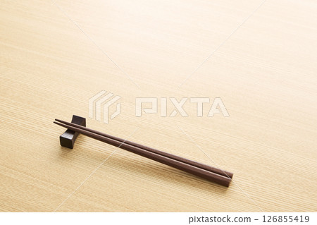 Japanese style image of chopsticks 126855419