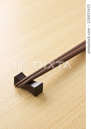 Japanese style image of chopsticks 126855425