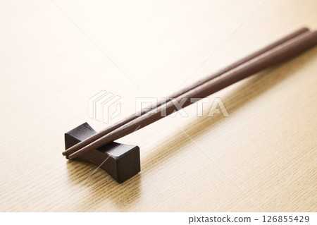 日式筷子形象 126855429