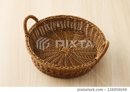 Basket made of natural materials 126856048