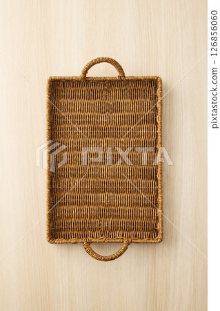 天然材料製成的籃子 126856060