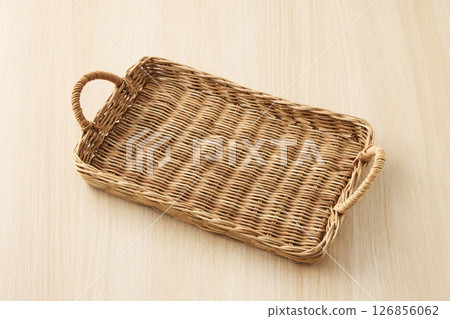 天然材料製成的籃子 126856062