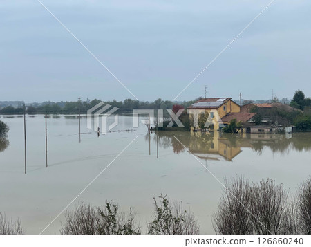 Flooding due to rain and the collapse of the Cadelbosco di Sotto dam, dike, Italiy Flooding due to rain and the collapse of the Cadelbosco di Sotto dam, dike, Italiy 126860240