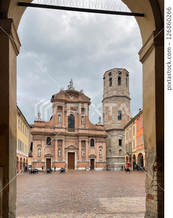 Street view of Italian town at Reggio Emilia 126860266