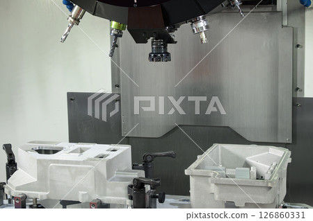 The automatic tool change ,ATC operation concept on the CNC milling machine. 126860331