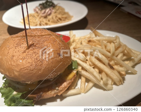 Hamburgers and pasta at a trendy cafe 126860340