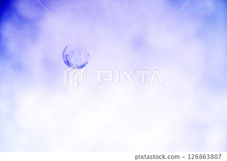 漂浮在空中的肥皂泡圖像素材 126863807
