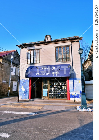 小樽堺町商店街風景 126864257