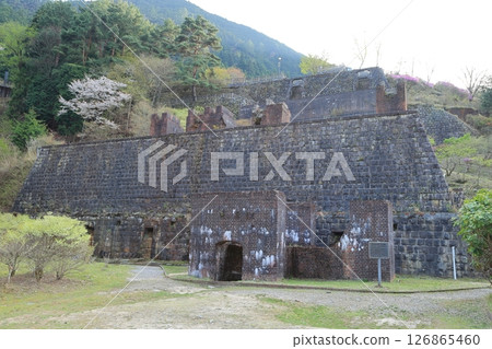 從公園看工業遺址 從公園看工業遺址 126865460