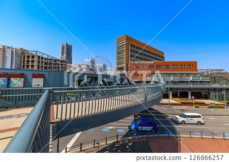 神奈川縣橫濱市新港環線步行街 126866257