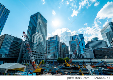 Construction work continues around Otemachi, Tokyo 2025.04 b-5 Light color 126868235