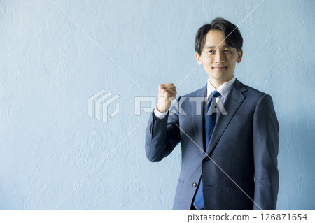 一個勇敢的男人 126871654