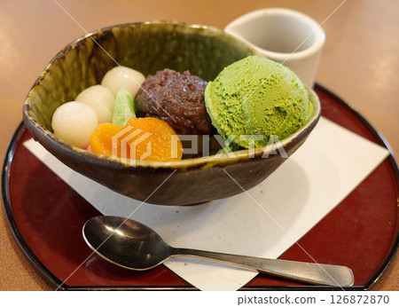 Anmitsu topped with matcha ice cream 126872870