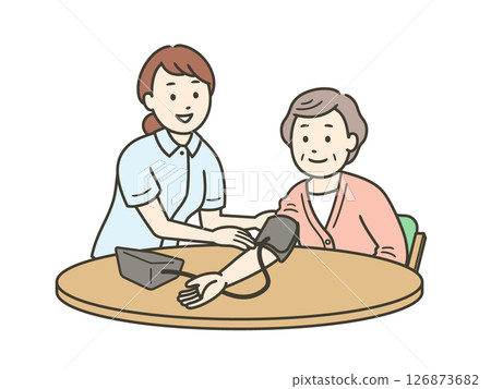 一名護士和一名老年婦女幫忙用血壓計測量血壓的上半身插圖 一名護士和一名老年婦女幫忙用血壓計測量血壓的上半身插圖 126873682