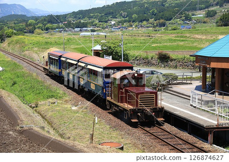 [Minamiaso Railway] DB16 + Tora 700 + Tora 200 "Yusuge" (Takamori Line: Shiramizukogen Station) 126874627