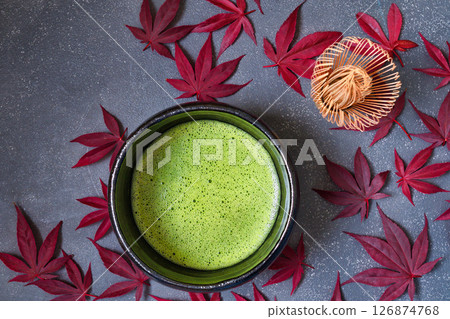 Japanese tea ceremony with autumnal themes 126874768
