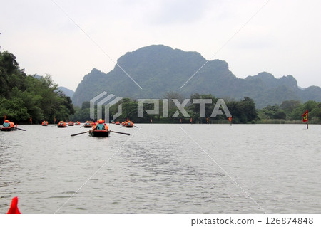 越南三岩河遊船 126874848