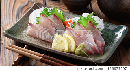 Shimaji的生魚片 126875907