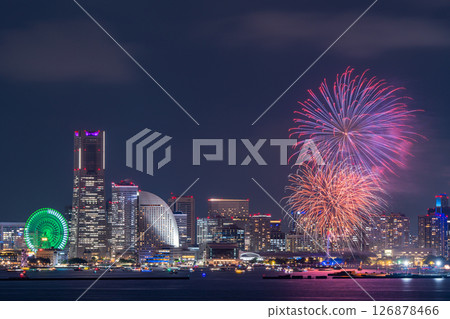 神奈川縣：橫濱開港節及煙火大會 126878466