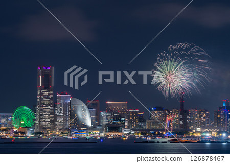 神奈川縣:橫濱開港節及煙火大會 神奈川縣:橫濱開港節及煙火大會 126878467