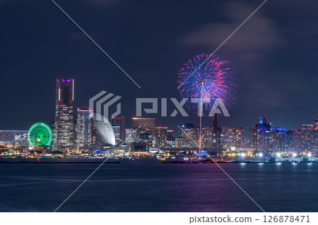 神奈川縣：橫濱開港節及煙火大會 126878471