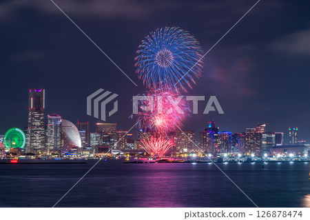 神奈川縣：橫濱開港節及煙火大會 126878474