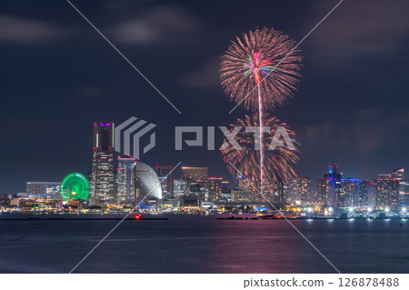 神奈川縣：橫濱開港節及煙火大會 126878488
