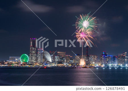 神奈川縣：橫濱開港節及煙火大會 126878491