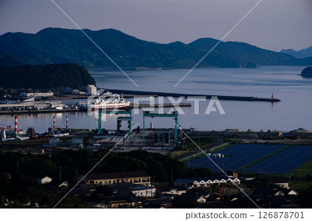 <Goto scenery> Early morning view of Fukue Port and the ferry 126878701