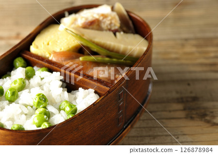 附贈豐富配菜的豆米便當盒 附贈豐富配菜的豆米便當盒 126878984