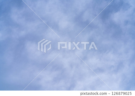 [梅雨季節的天空圖片] 陰天 [長野縣] 126879025
