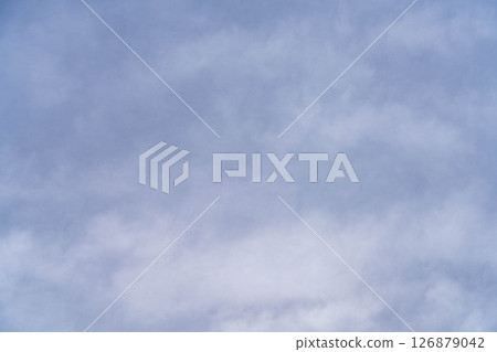 [梅雨季節的天空圖片] 陰天 [長野縣] 126879042