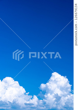 [Summer material] Image material of a summer sky with cumulonimbus clouds [Nagano Prefecture] 126879134