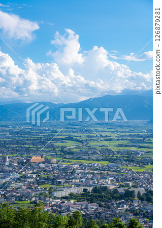 [Summer material] Matsumoto Plain and cumulonimbus clouds [Nagano Prefecture] 126879281
