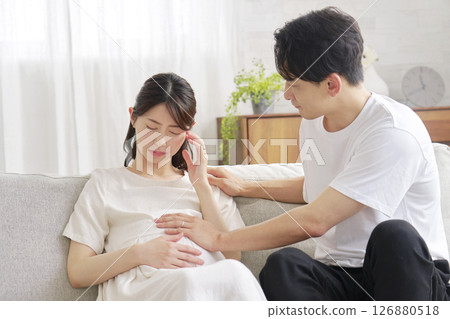 Pregnant woman headache at home 126880518