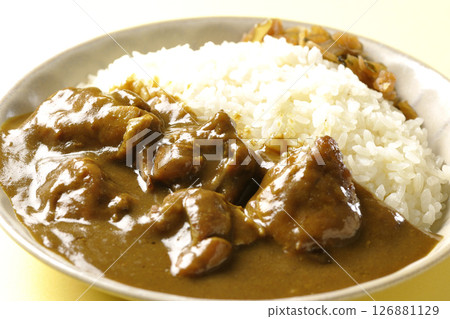 Chicken curry with chunks of chicken Chicken curry with chunks of chicken 126881129