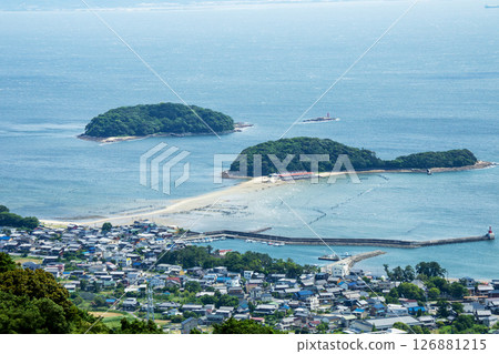 Tombolo tidal flats on Higashihazu Coast (Higashihazu Town, Nishio City, Aichi Prefecture) 126881215