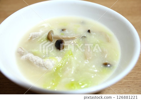 Homemade Chinese cabbage cream stew Homemade Chinese cabbage cream stew 126881221