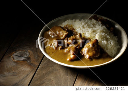 雞肉咖哩配雞塊 126881421