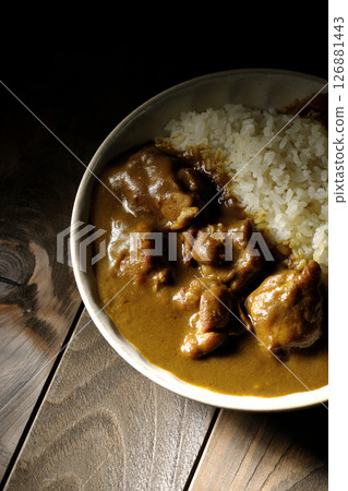 Chicken curry with chunks of chicken 126881443