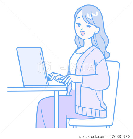 在電腦上工作的女人 126881970