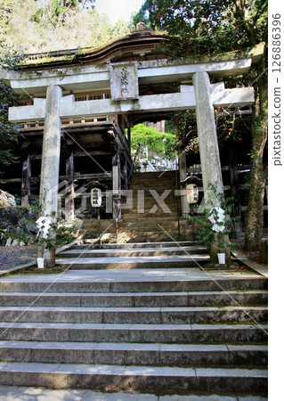 Yuki Shrine is the guardian shrine of Kurama Temple, where cosmic energy pours down and protects the capital city of Kyoto from evil spirits. Yuki Shrine is the guardian shrine of Kurama Temple, where cosmic energy pours down and protects the capital city of Kyoto from evil spirits. 126886396
