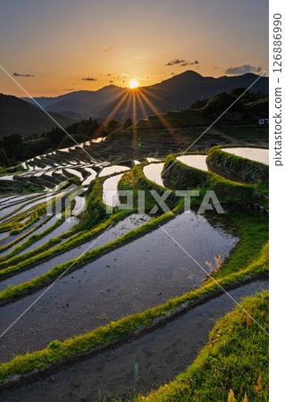 <三重縣>丸山千枚田的日落 126886990