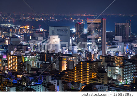 《兵庫縣》神戶維納斯橋與諏訪山公園展望台的夜景 126888983