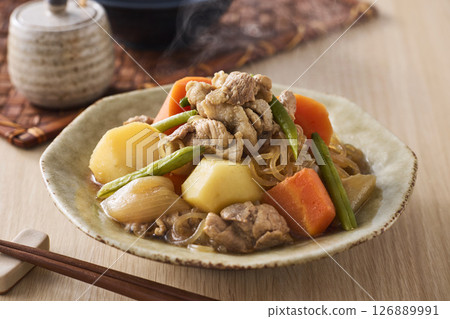 Meat and potatoes 126889991