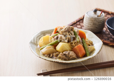 Meat and potatoes 126890016